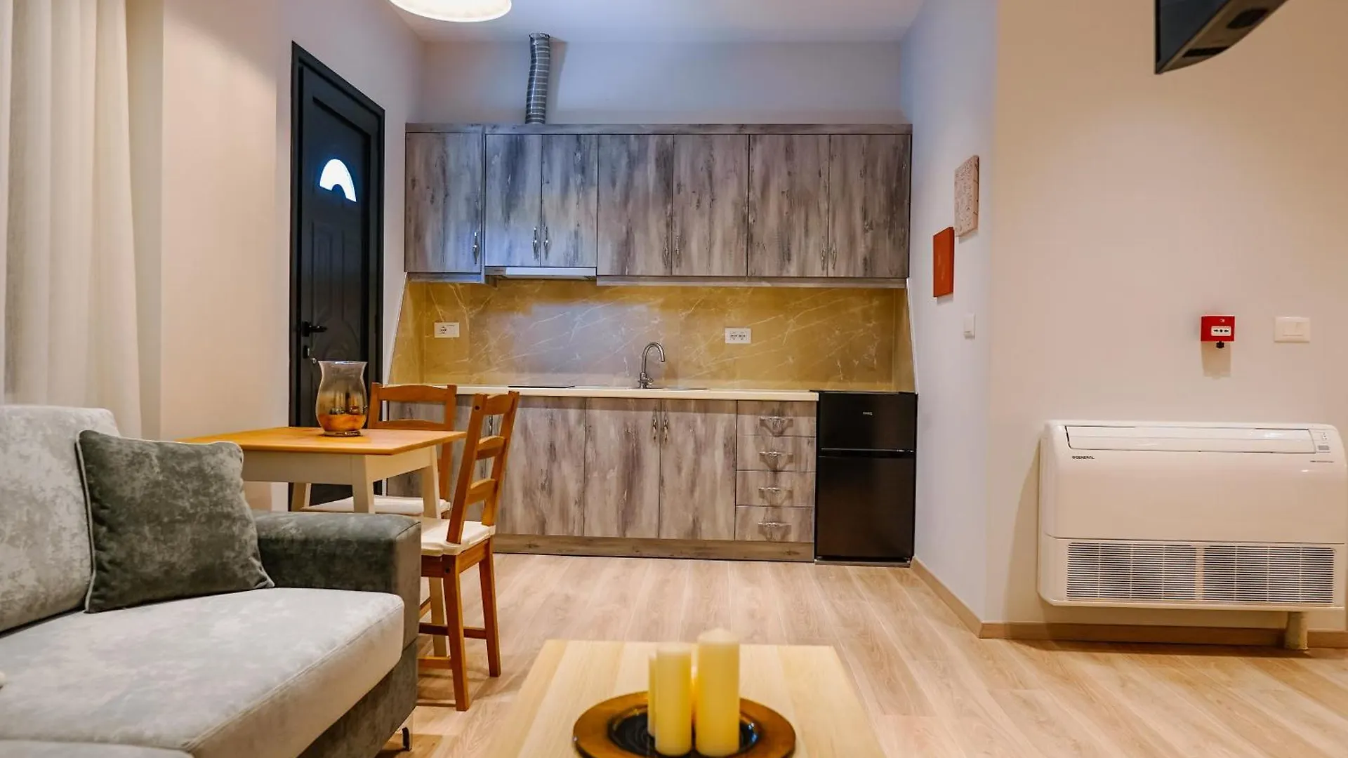 Asimenja'S Studios Gjirokaster Apartment